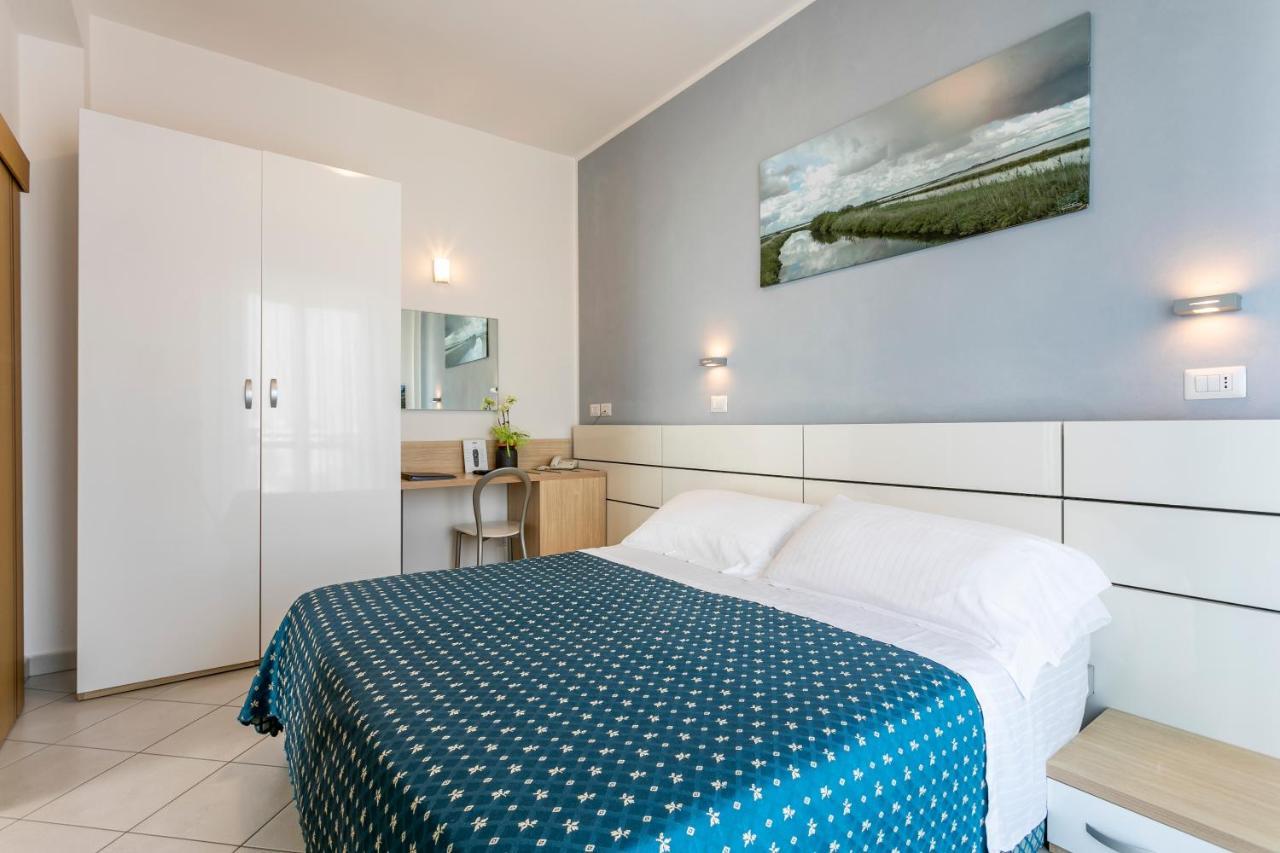 Hotel Baya - In Centro, Sul Mare Milano Marittima Extérieur photo