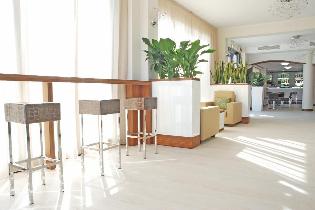 Hotel Baya - In Centro, Sul Mare Milano Marittima Extérieur photo