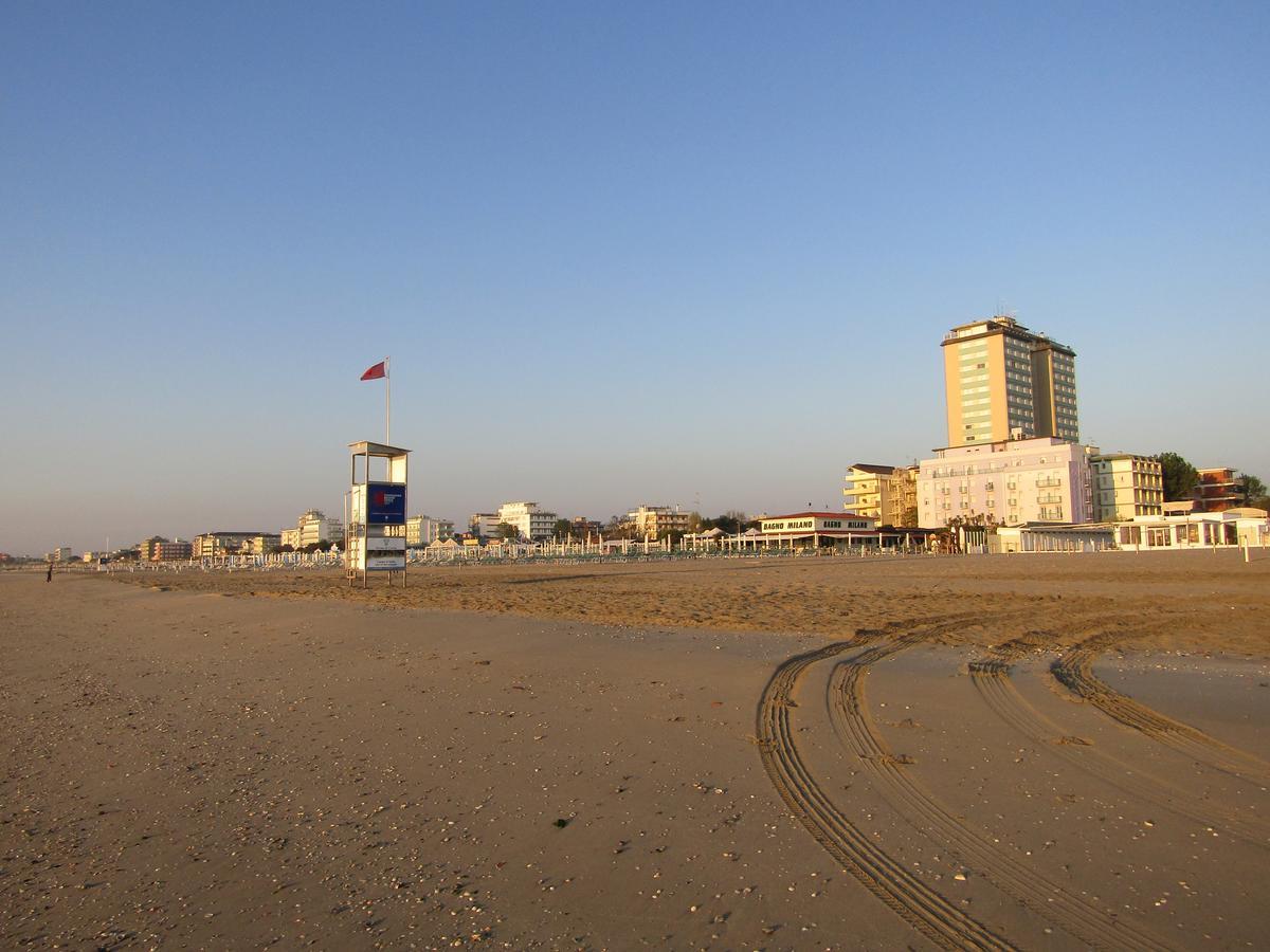 Hotel Baya - In Centro, Sul Mare Milano Marittima Extérieur photo